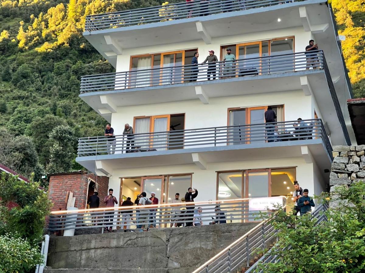 Madpackers Mcleodganj Hostel Dharamshala Ngoại thất bức ảnh